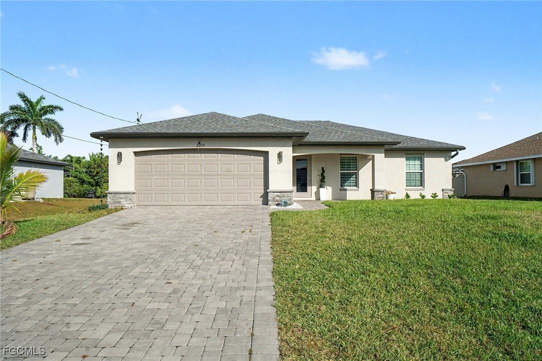 2219 NW 5th St., Cape Coral, FL 33993
