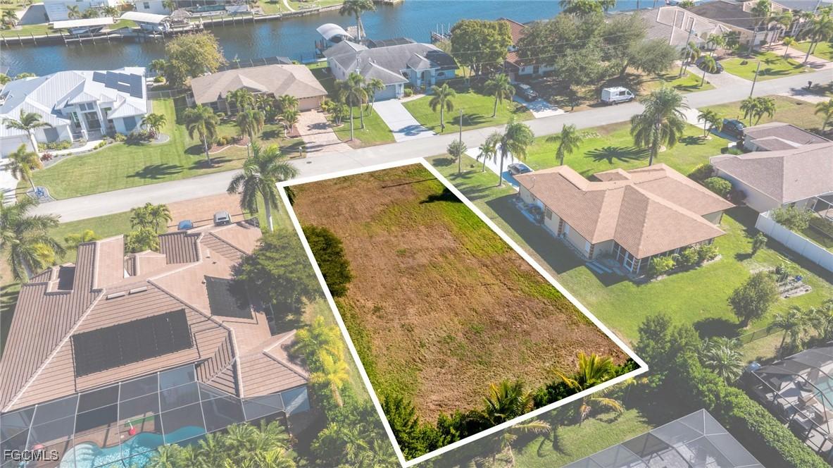5010 SW 20th Pl., Cape Coral, FL 33914