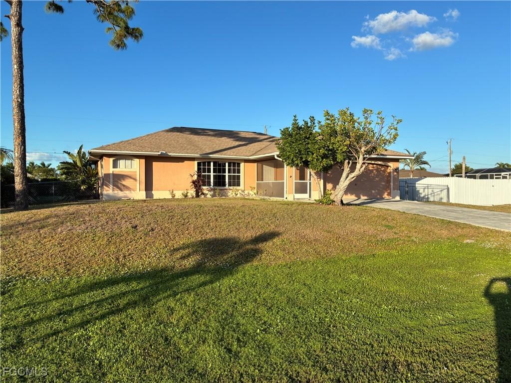 1307 SW 36th Ter., Cape Coral, FL 33914