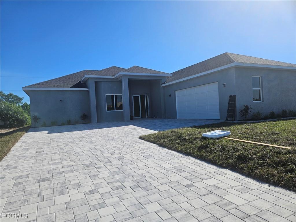 2813 NE 6th Ave., Cape Coral, FL 33909