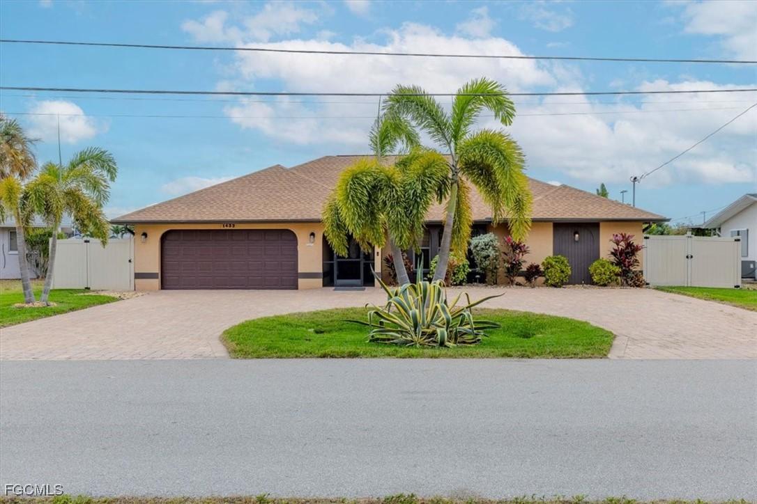 1432 SE 3rd St., Cape Coral, FL 33990