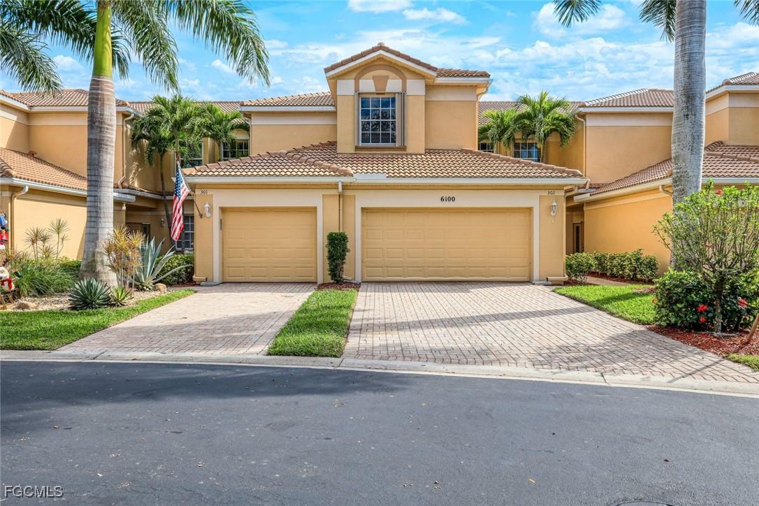 6100 Jonathans Bay Cir. #302, Fort Myers, FL 33908