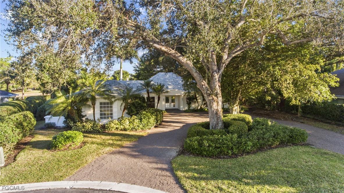 640 Jacana Cir. #28, Naples, FL 34105