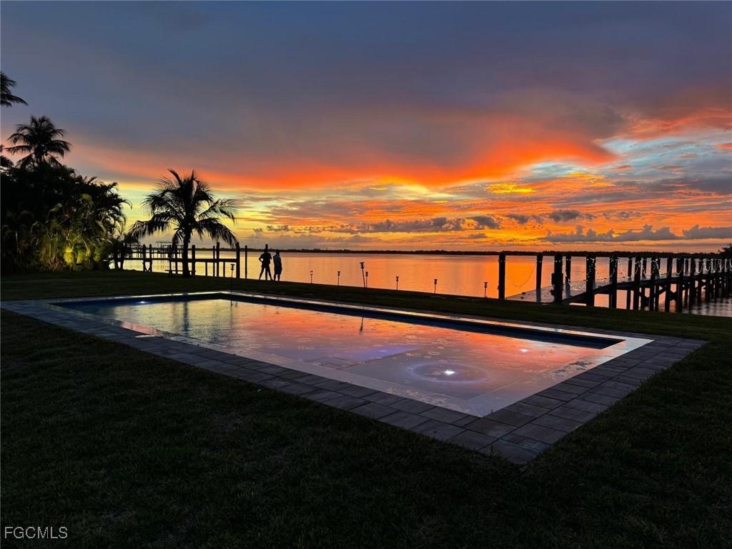 4369 Cypress Ln., Fort Myers, FL 33905