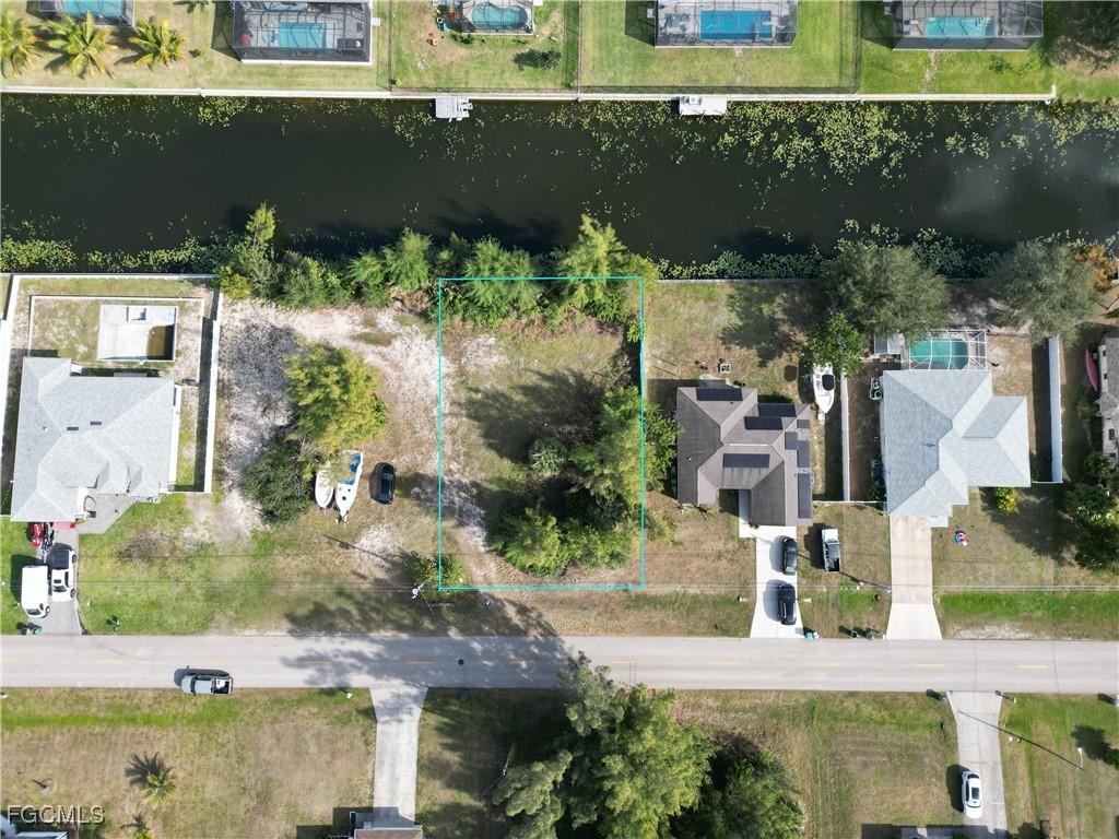 951 SW 15th Pl., Cape Coral, FL 33991