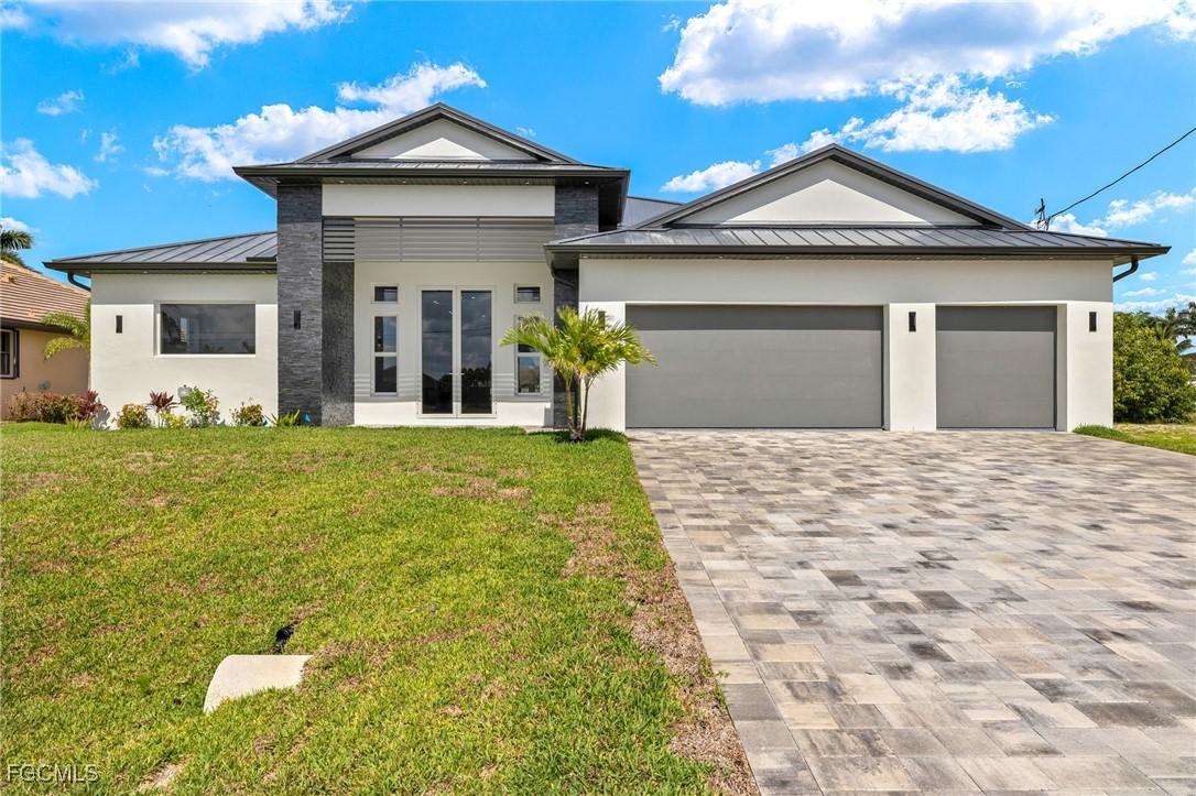 816 NW 39th Ave., Cape Coral, FL 33993