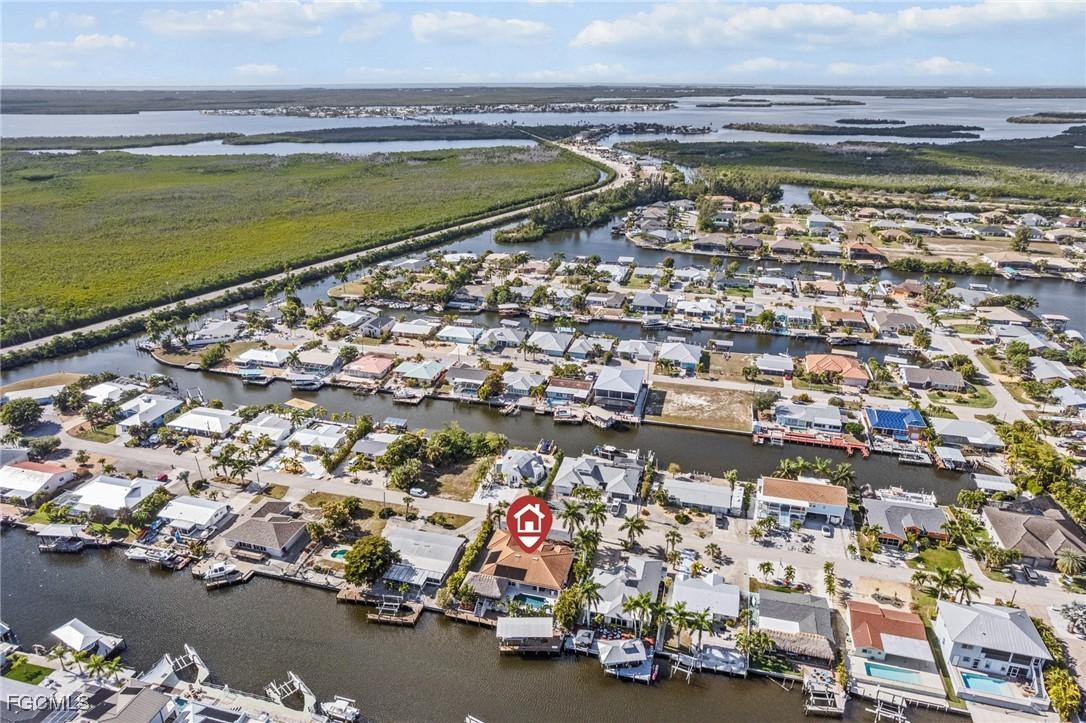 12234 Boat Shell Dr., Matlacha Isles, FL 33991