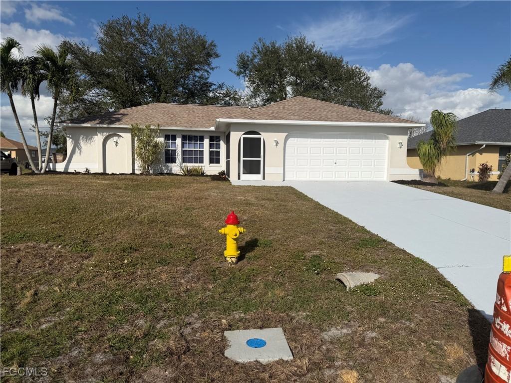 907 NE 17th Ter., Cape Coral, FL 33909