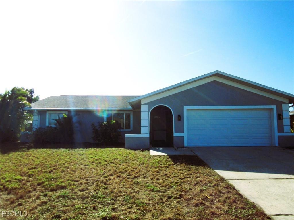 2122 SE 5th Ter., Cape Coral, FL 33990