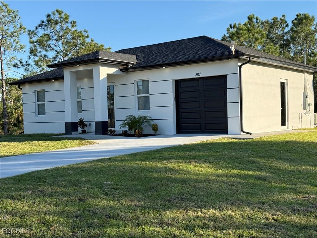 207 W 15th St., Lehigh Acres, FL 33972