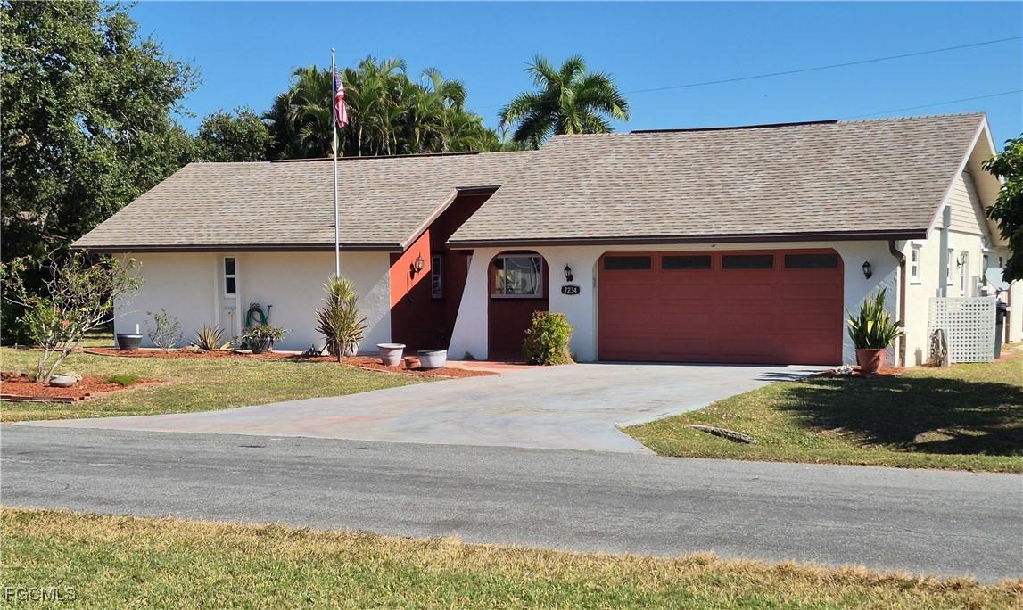 7234 Drake Dr., Fort Myers, FL 33908