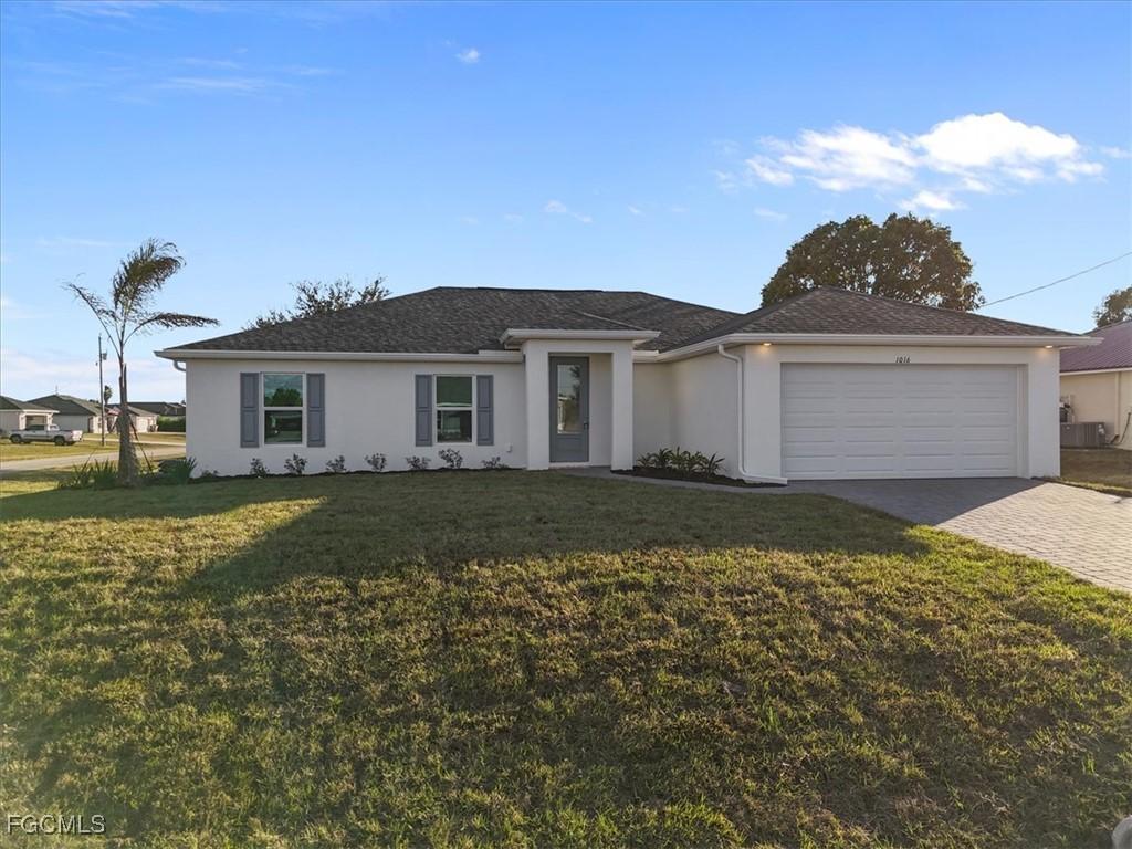 1016 NW 20th Ter., Cape Coral, FL 33993