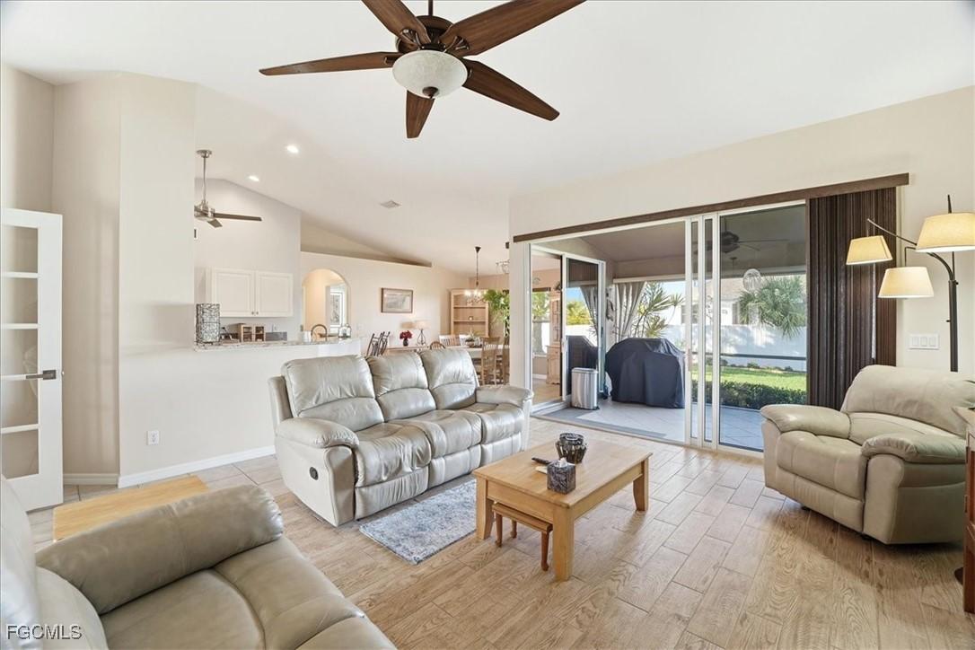 2512 NW 8th Pl., Cape Coral, FL 33993