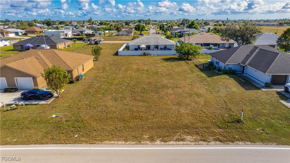 913 Andalusia Blvd., Cape Coral, FL 33909