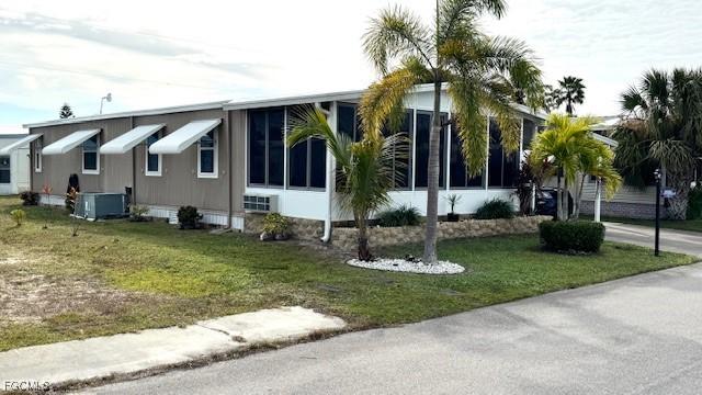 5520 Colonial Rd., North Fort Myers, FL 33917