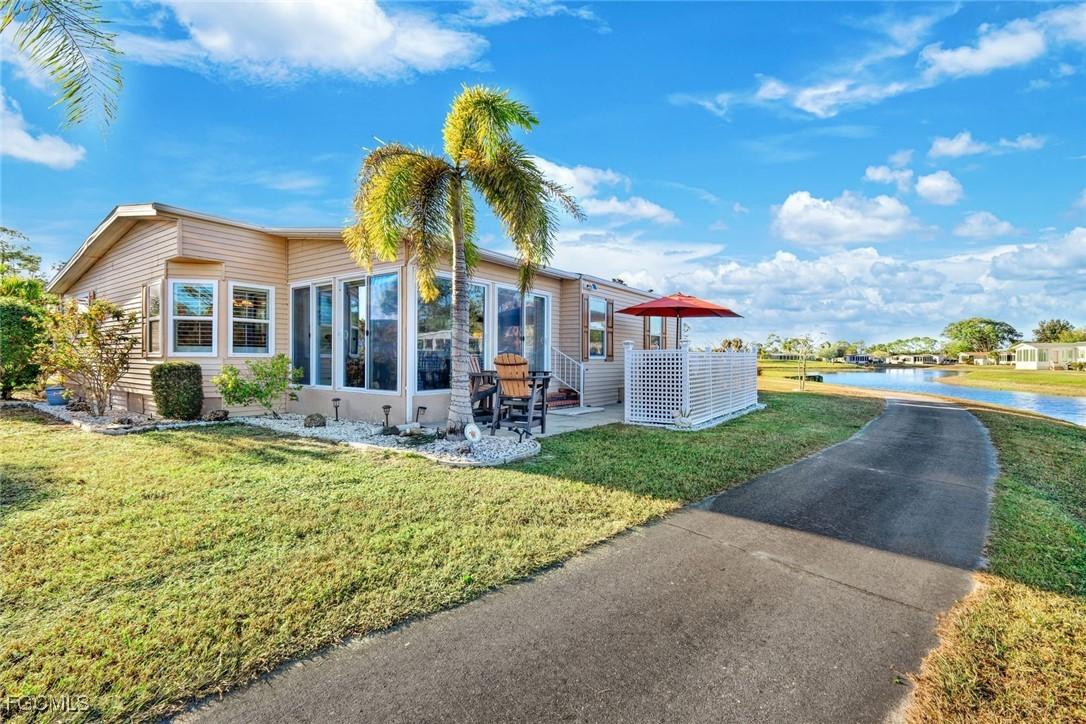 19616 Eagle Trace Ct., North Fort Myers, FL 33903