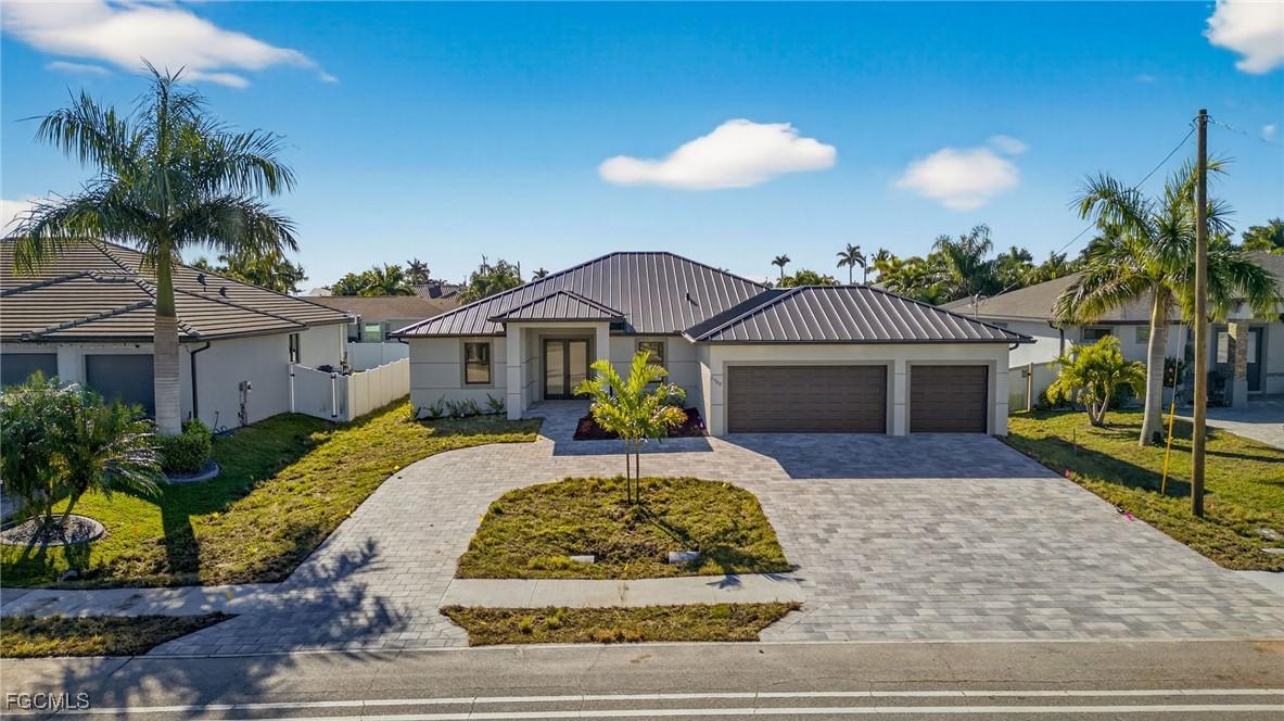 2700 Beach Pkwy., Cape Coral, FL 33914