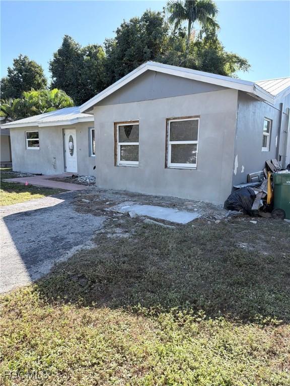 3000 Poinciana Dr., Naples, FL 34105