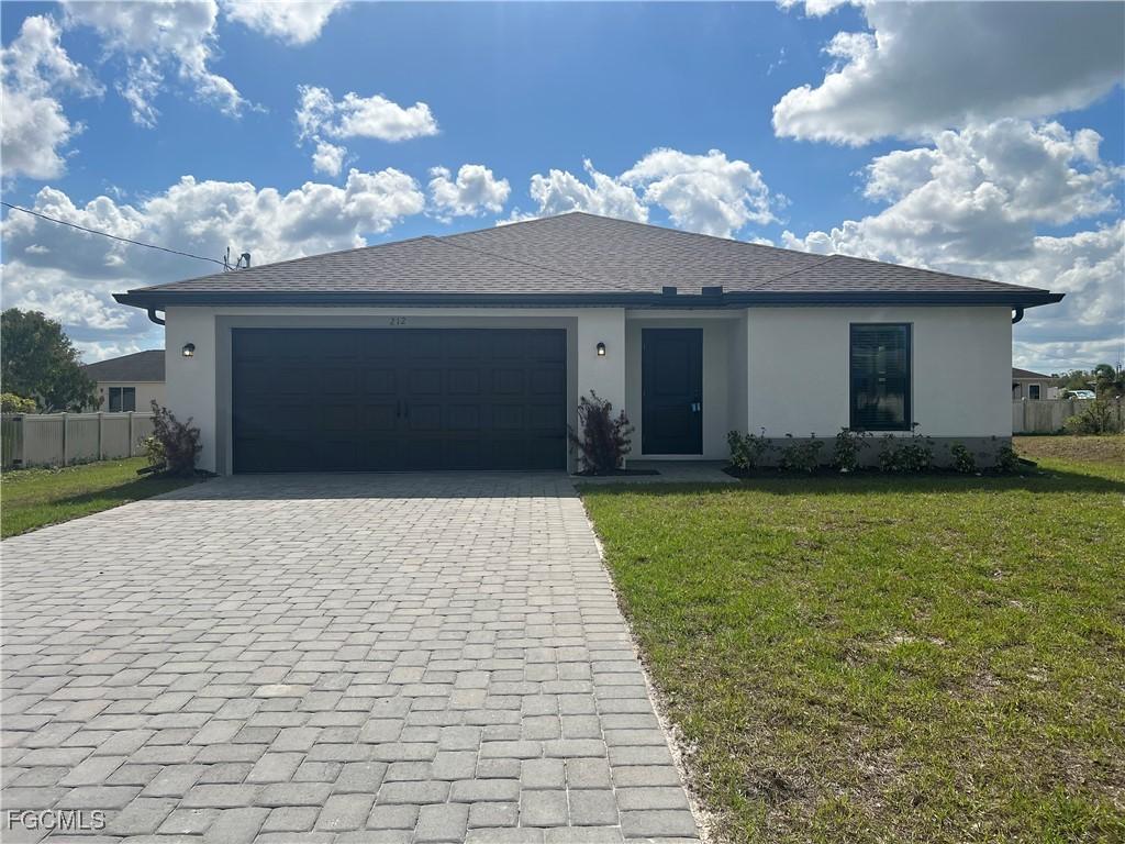144 Blackstone Dr., Fort Myers, FL 33913