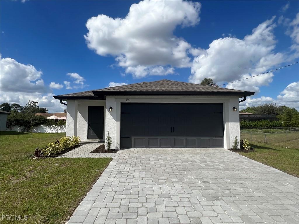 134 Zobora Cir., Fort Myers, FL 33913