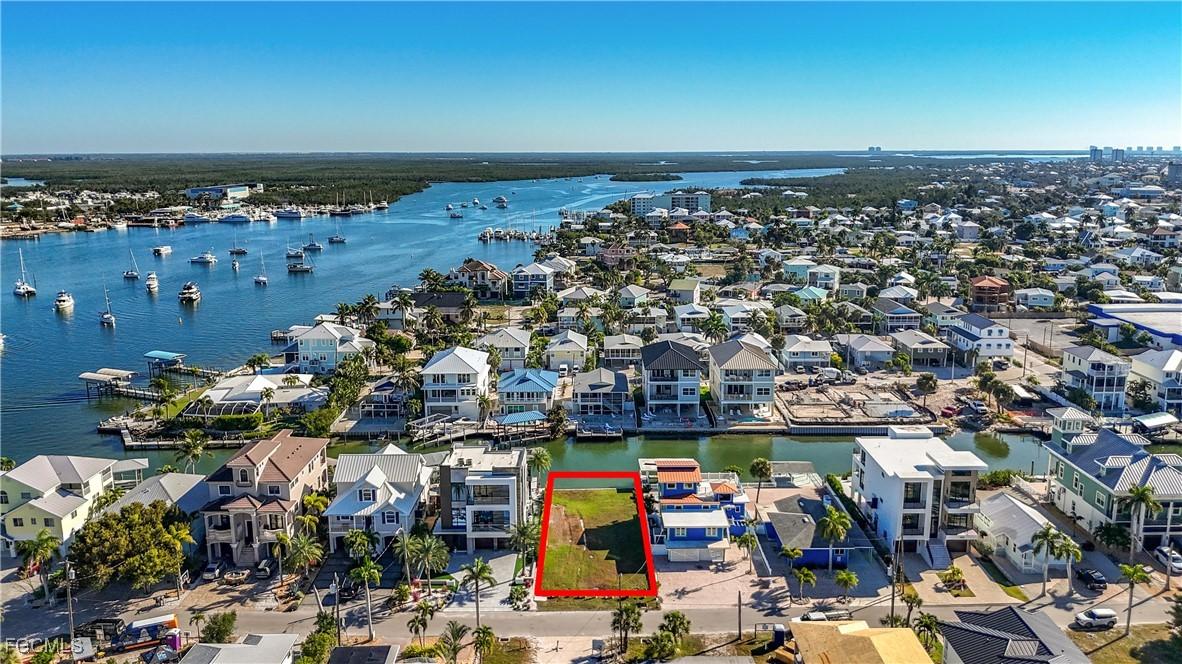 441 Palermo Cir., Fort Myers Beach, FL 33931