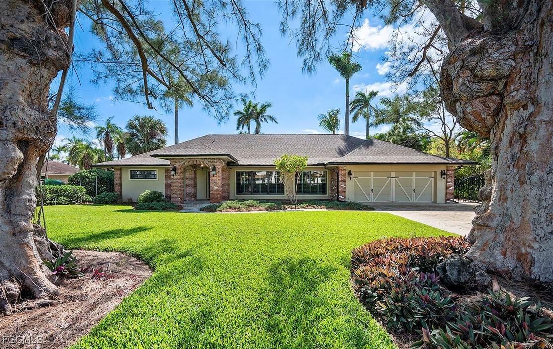 5657 Shaddelee Ln., Fort Myers, FL 33919