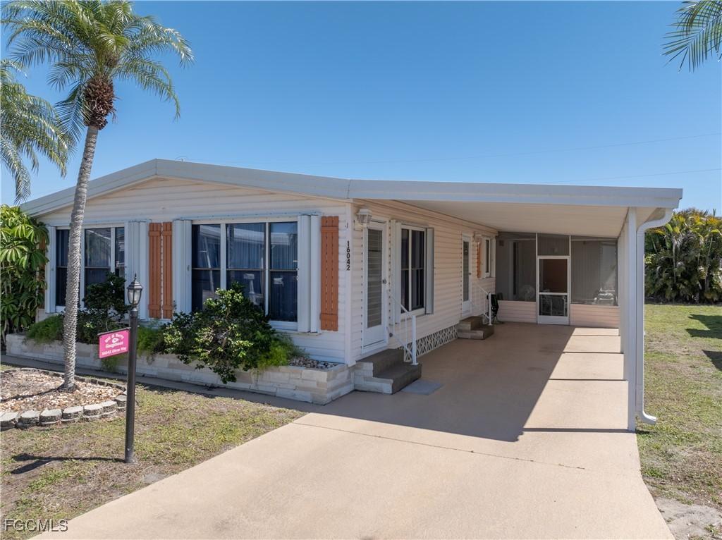 16042 Citron Way, North Fort Myers, FL 33903