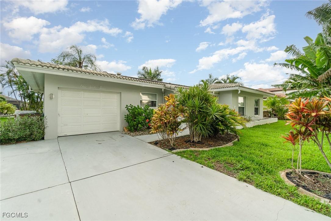 163 SW 51st Ter., Cape Coral, FL 33914