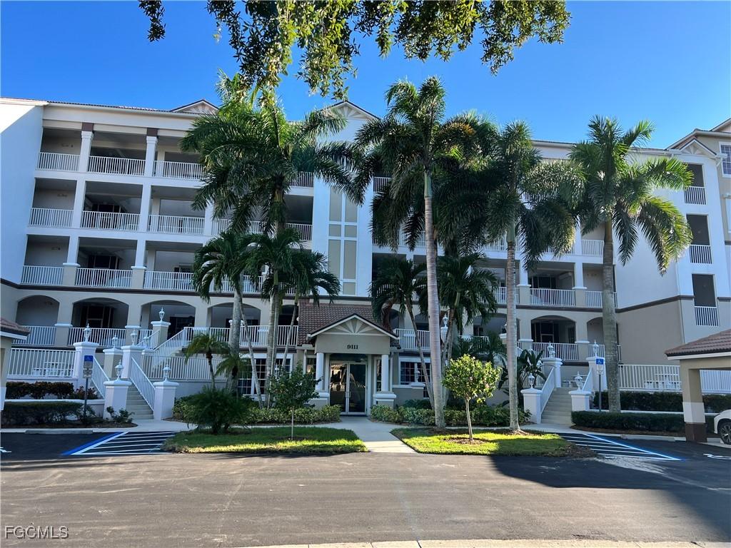 9111 Southmont Cove #302, Fort Myers, FL 33908