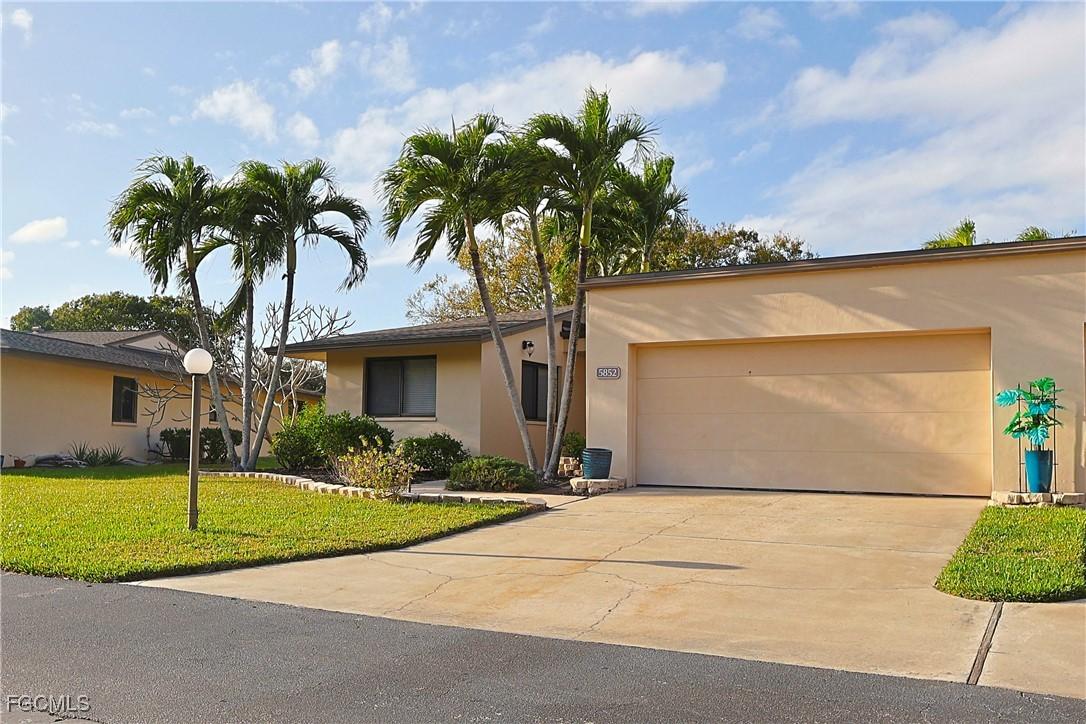 5852 Wild Fig Ln., Fort Myers, FL 33919