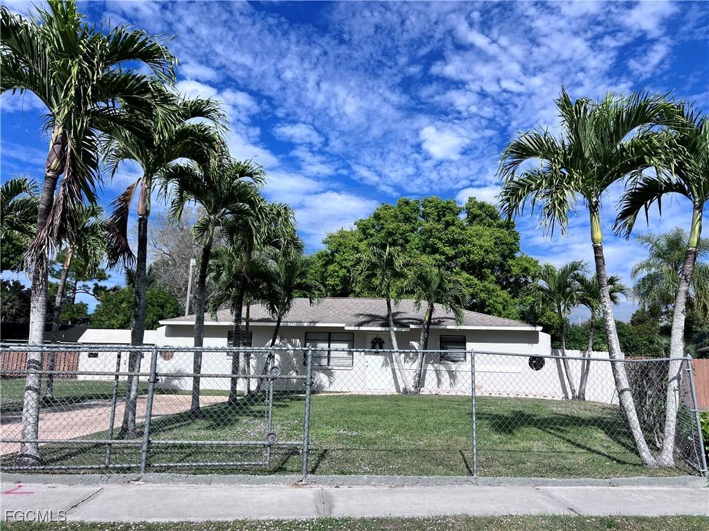 614 6th Avenue Cir., Immokalee, FL 34142