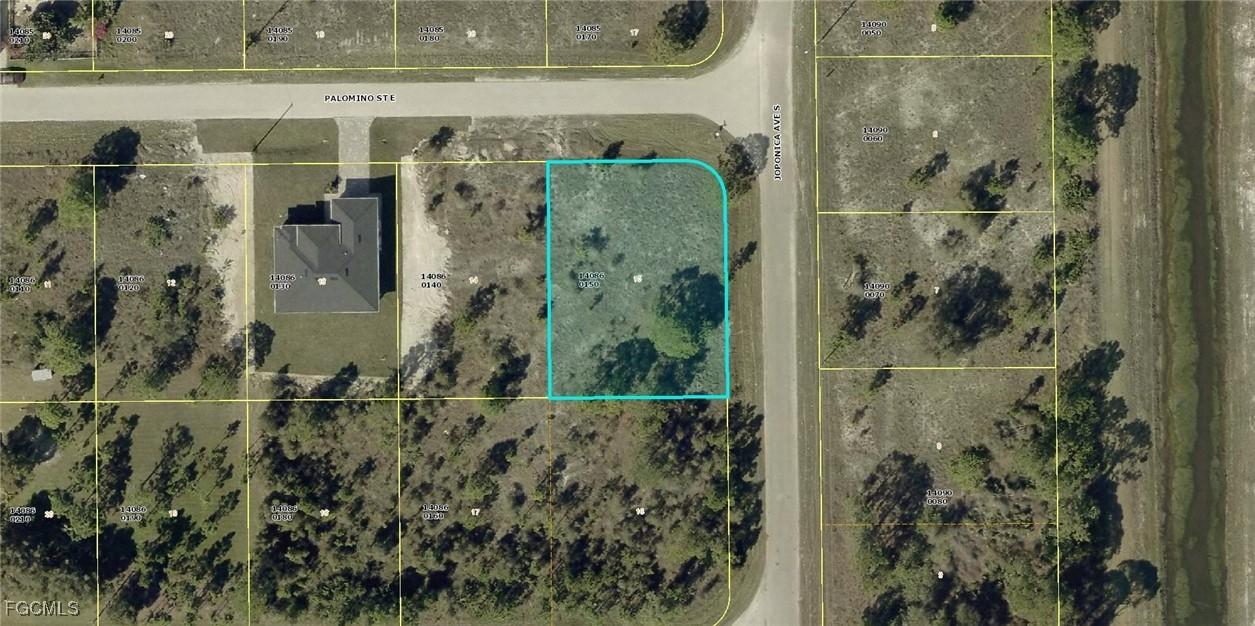 858 Palomino St., Lehigh Acres, FL 33974