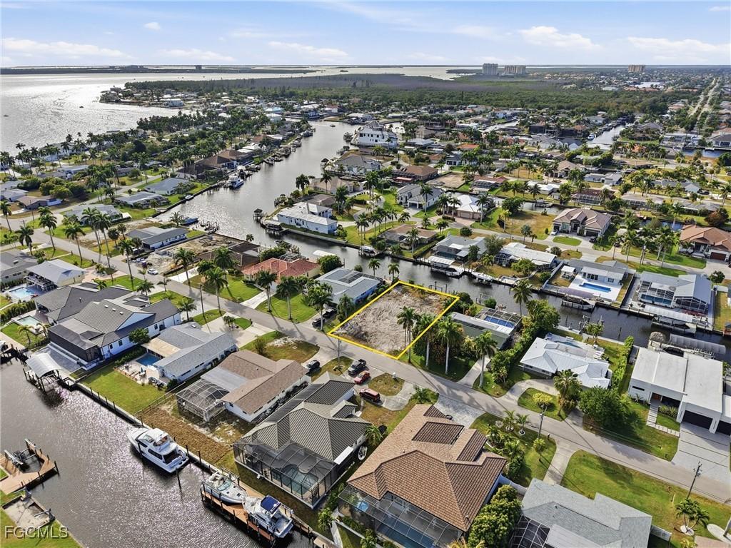 5338 Bayshore Ave., Cape Coral, FL 33904