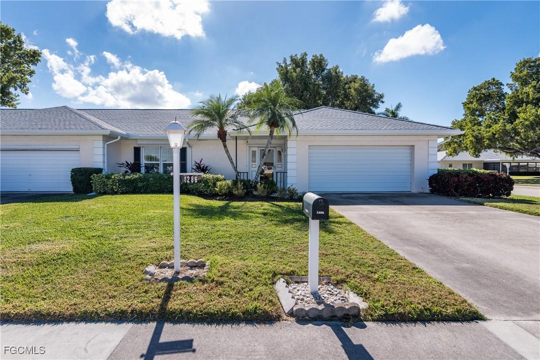 1286 Broadwater Dr., Fort Myers, FL 33919