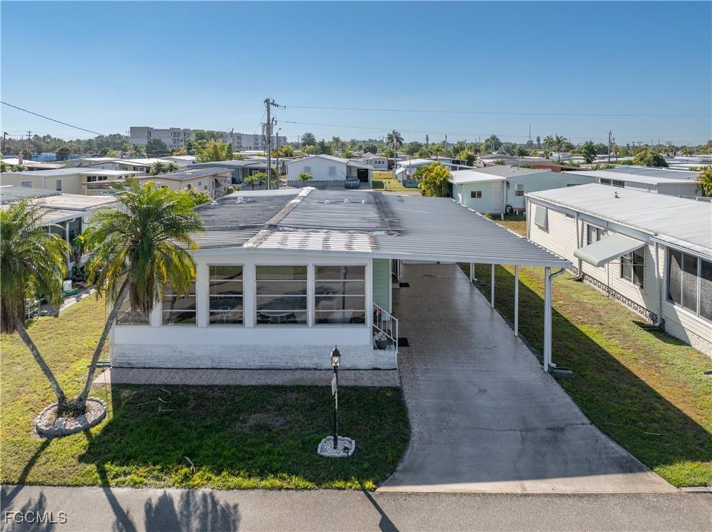 3310 Rainbow Ln., North Fort Myers, FL 33903