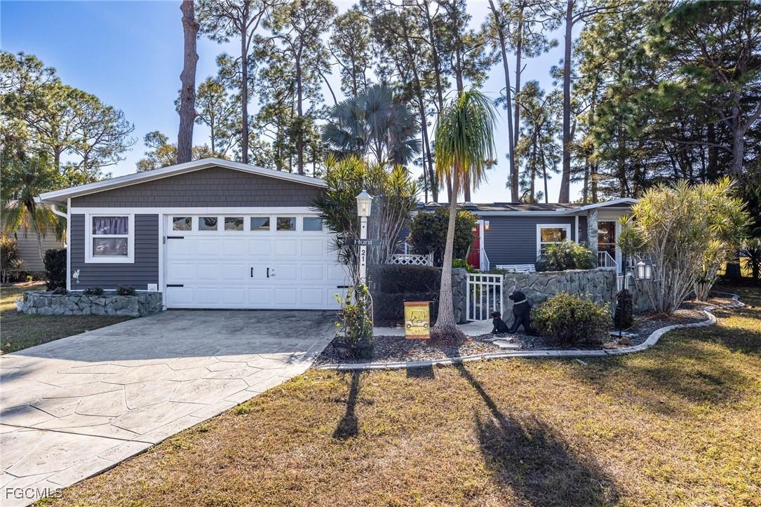 19675 Eagle Trace Ct., North Fort Myers, FL 33903