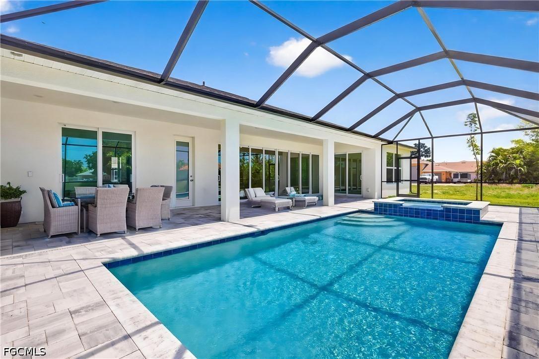 230 SW 31st Ter., Cape Coral, FL 33914