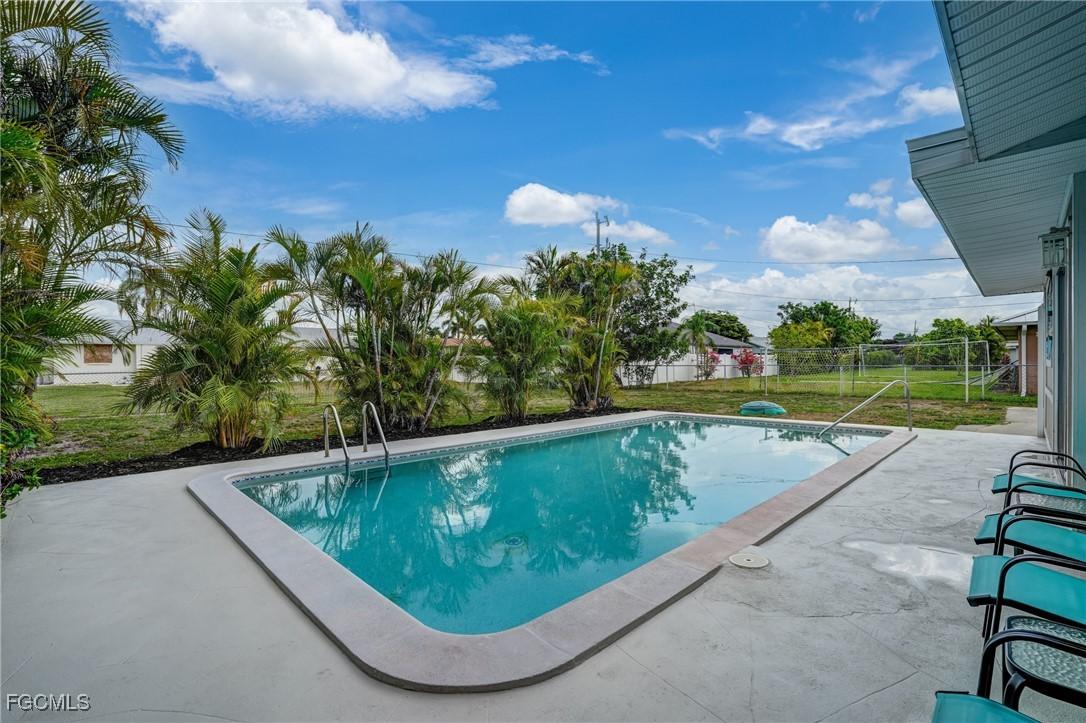 1101 SE 37th St., Cape Coral, FL 33904