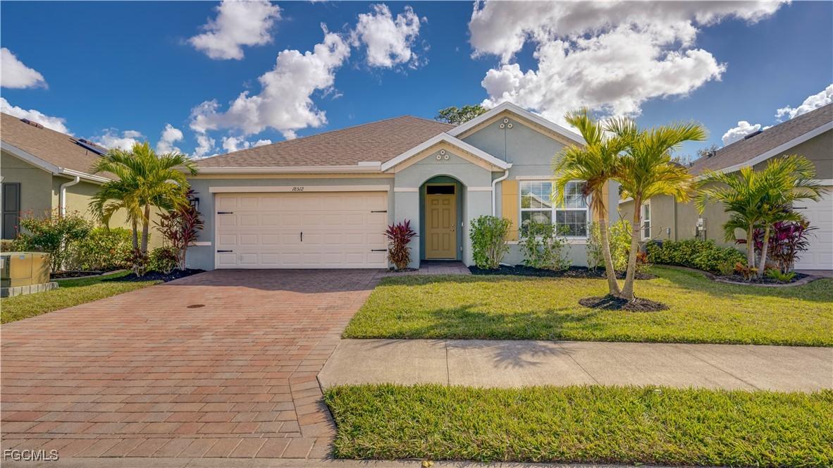 18512 Marlin Kite Ln., North Fort Myers, FL 33917
