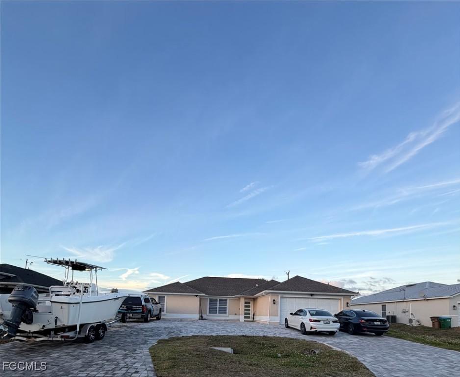 1421 NE 9th Ter., Cape Coral, FL 33909