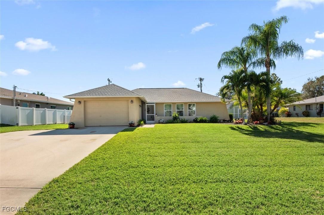 2124 NE 3rd Ter., Cape Coral, FL 33909