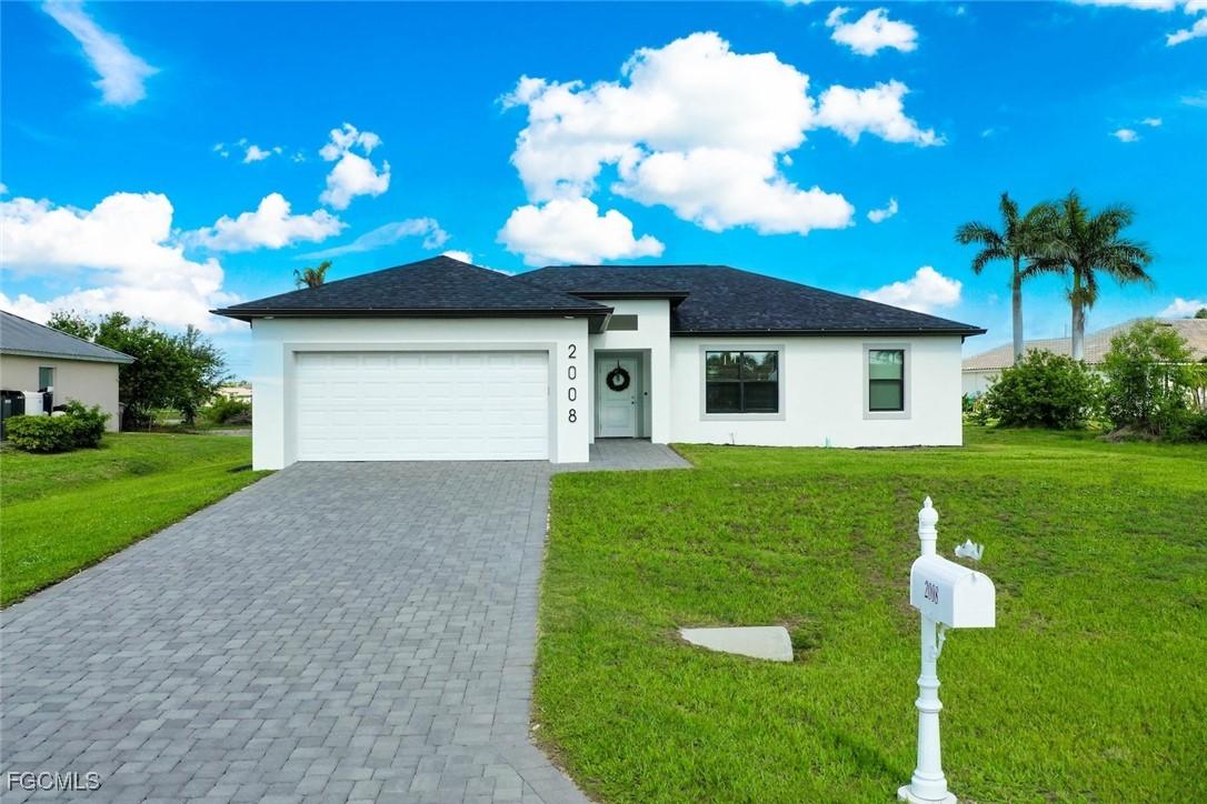 2008 NW 24th Pl., Cape Coral, FL 33993