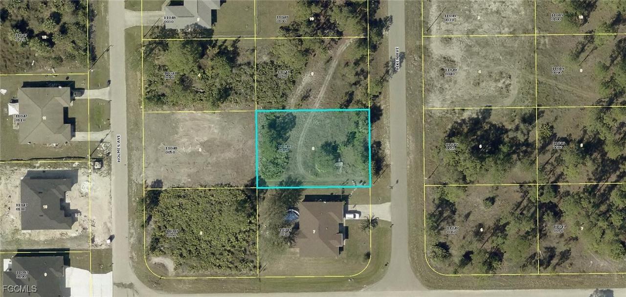 820 Aiken Ave., Lehigh Acres, FL 33974