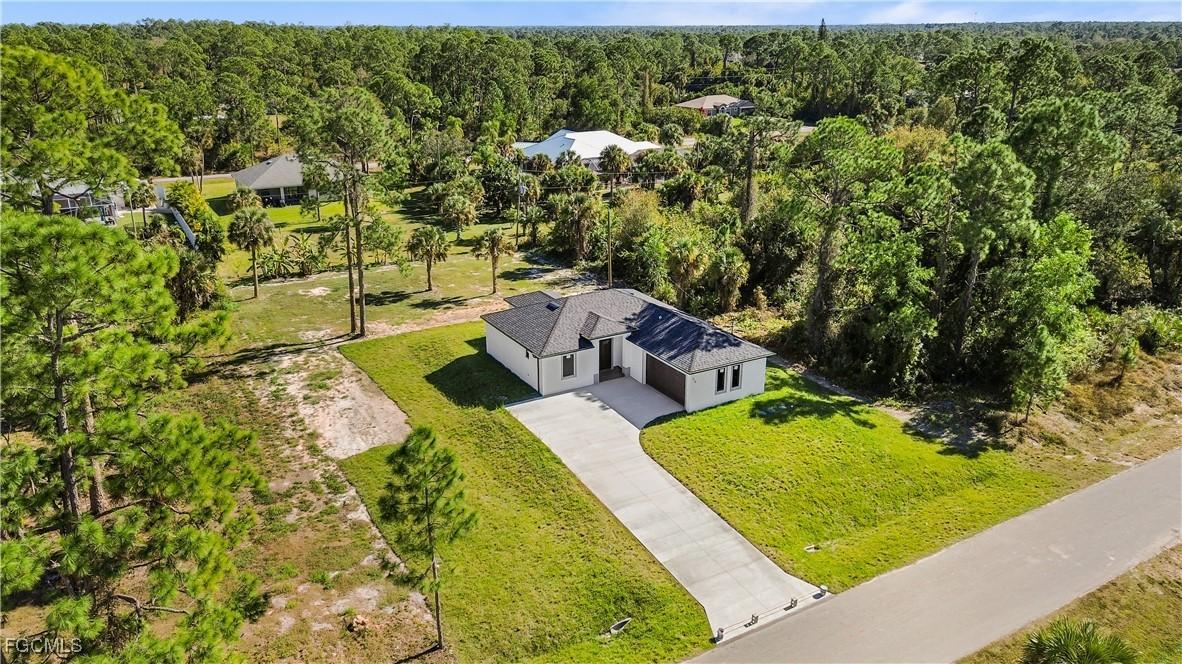 714 Hamilton Ave., Lehigh Acres, FL 33972