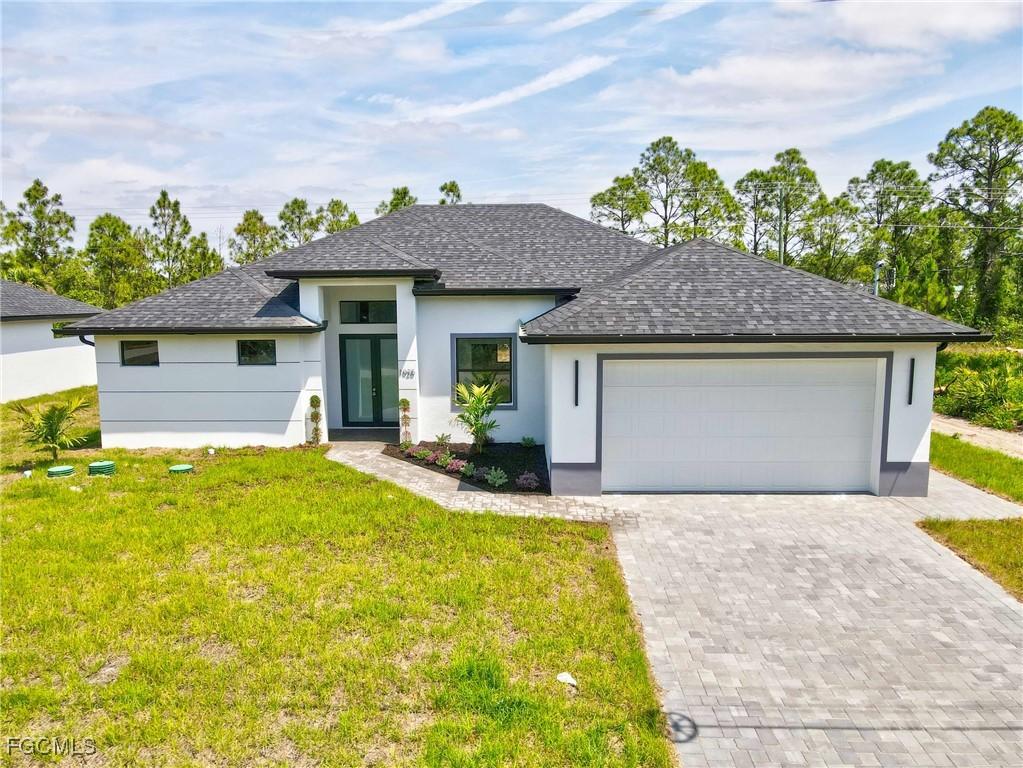 1025 Gladys St., Lehigh Acres, FL 33974