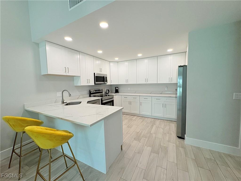 6342 Royal Woods Dr., Fort Myers, FL 33908