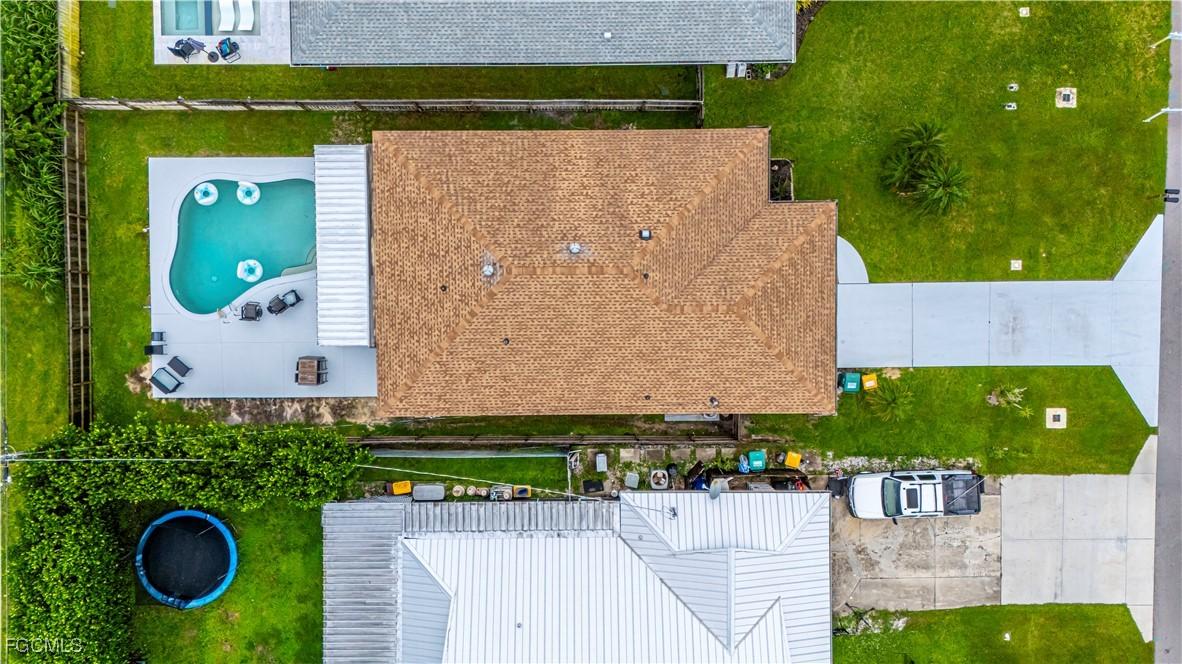 758 105th Ave., Naples, FL 34108