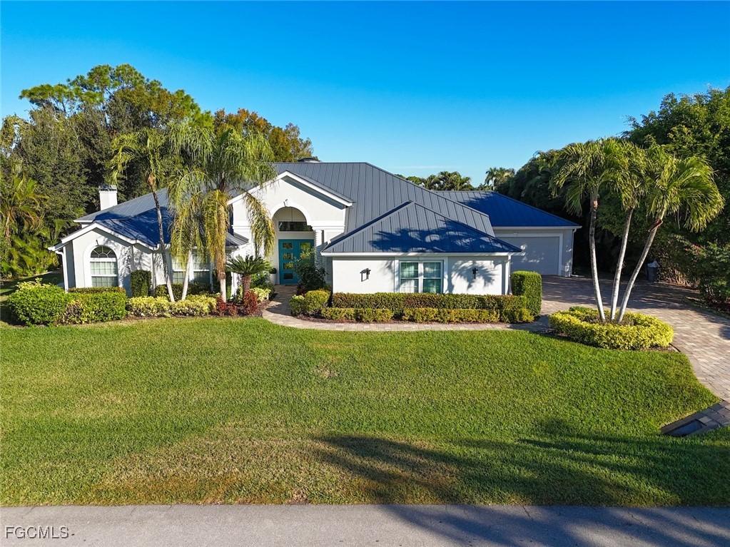 8911 Abbotsford Ter., Fort Myers, FL 33912