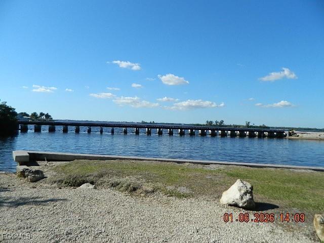 236 Lagoon Dr., Fort Myers, FL 33905