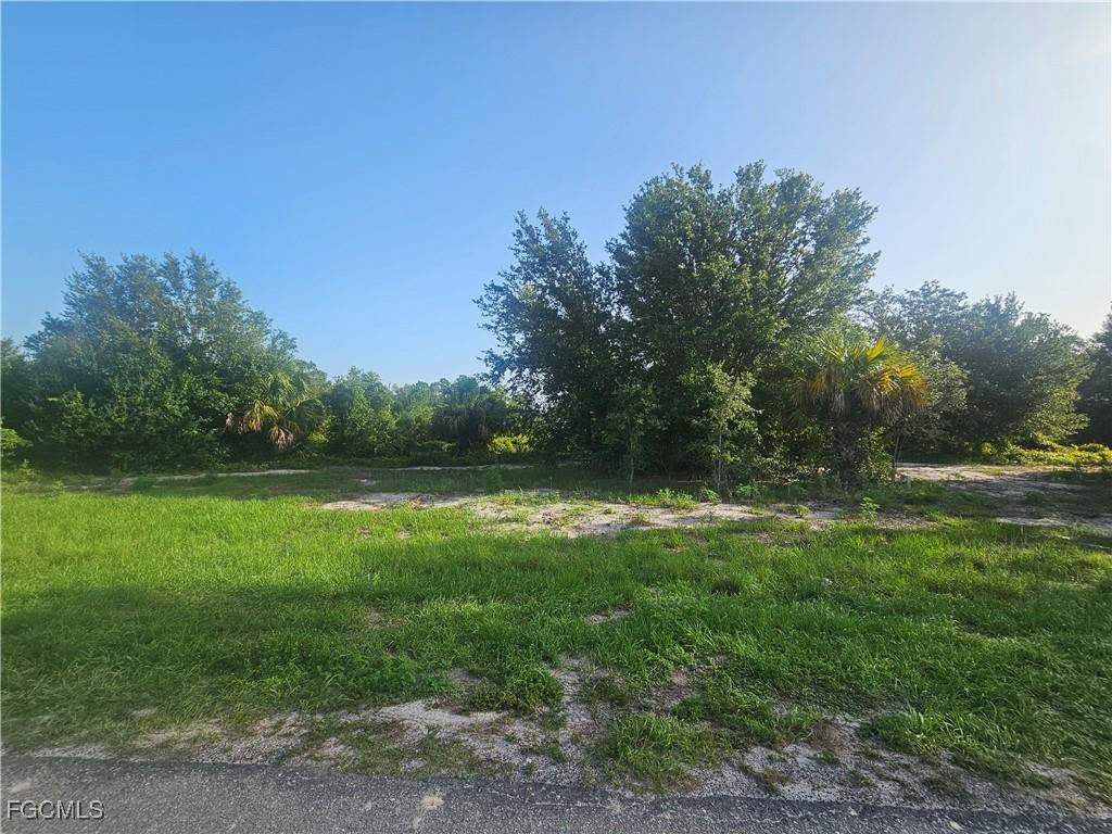 435 Rathburn St., Lehigh Acres, FL 33974
